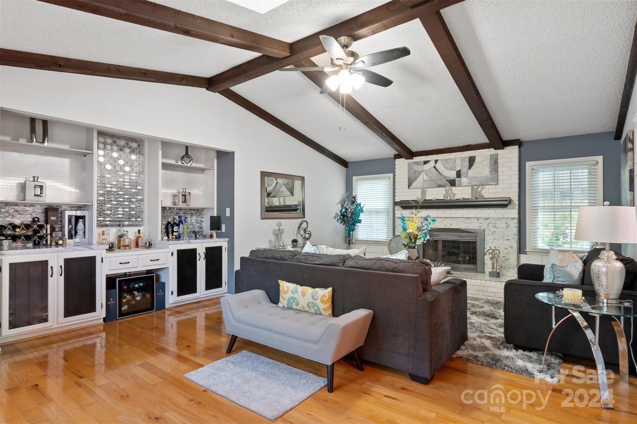 Property image 3 of 3940 Shakespeare Drive in Maybrook, Hickory, NC 28601