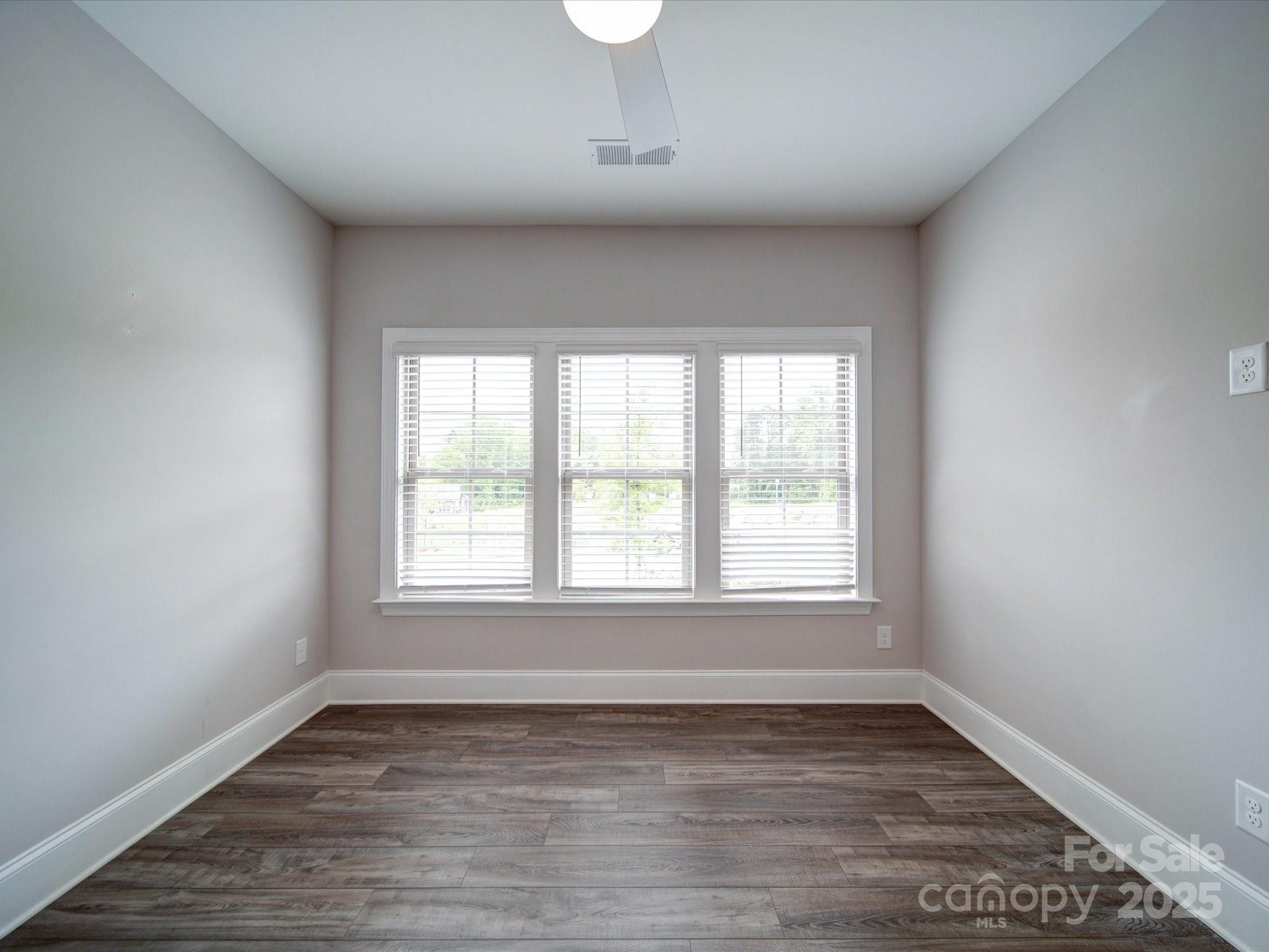 Property image 5 of 413 Newstyle Way in Courtyards on New Hope, Gastonia, NC 28056