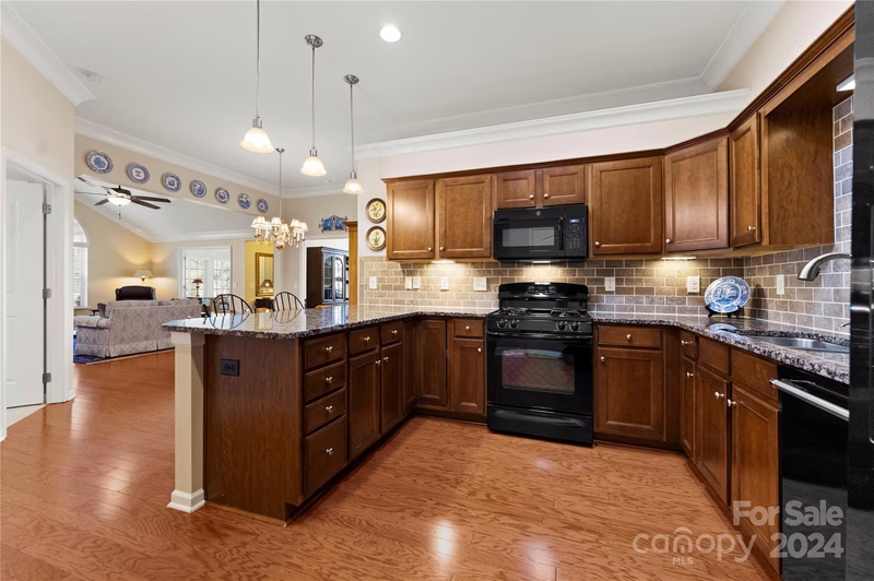 Property image 4 at 2308 Coltsview Lane, Matthews, NC 28105