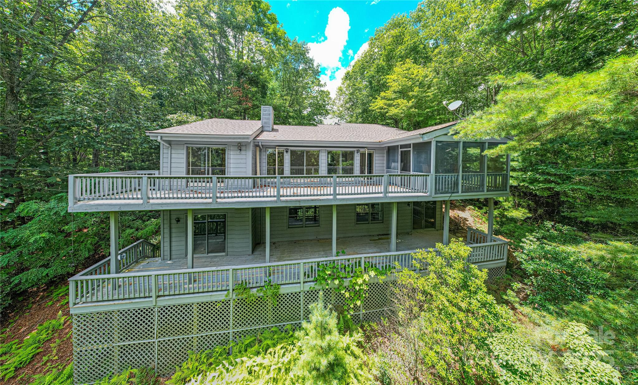 Property image 2 of 47 Tsitsi Court in Connestee Falls, Brevard, NC 28712