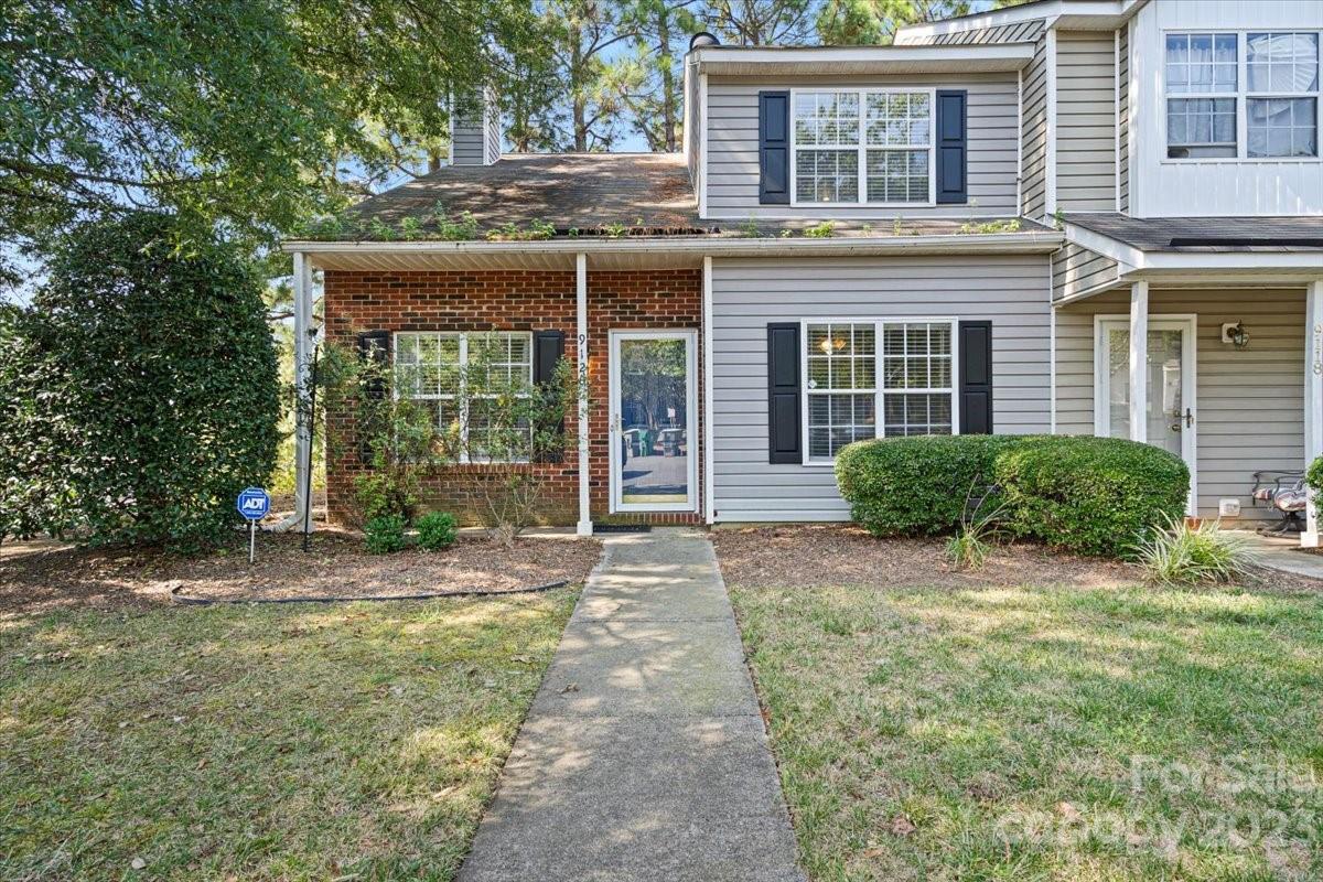 Property image 3 of 9120 Charminster Court in Rossmore, Charlotte, NC 28269