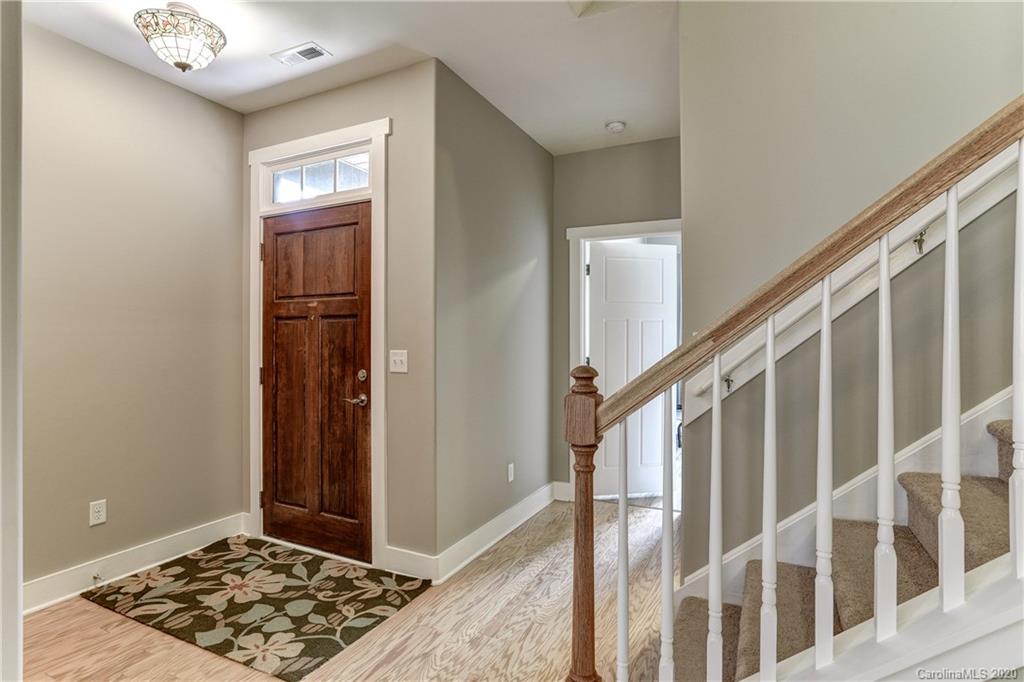 Property image 5 of 11 Onteora Oaks Drive in Oakley Cottages, Asheville, NC 28803