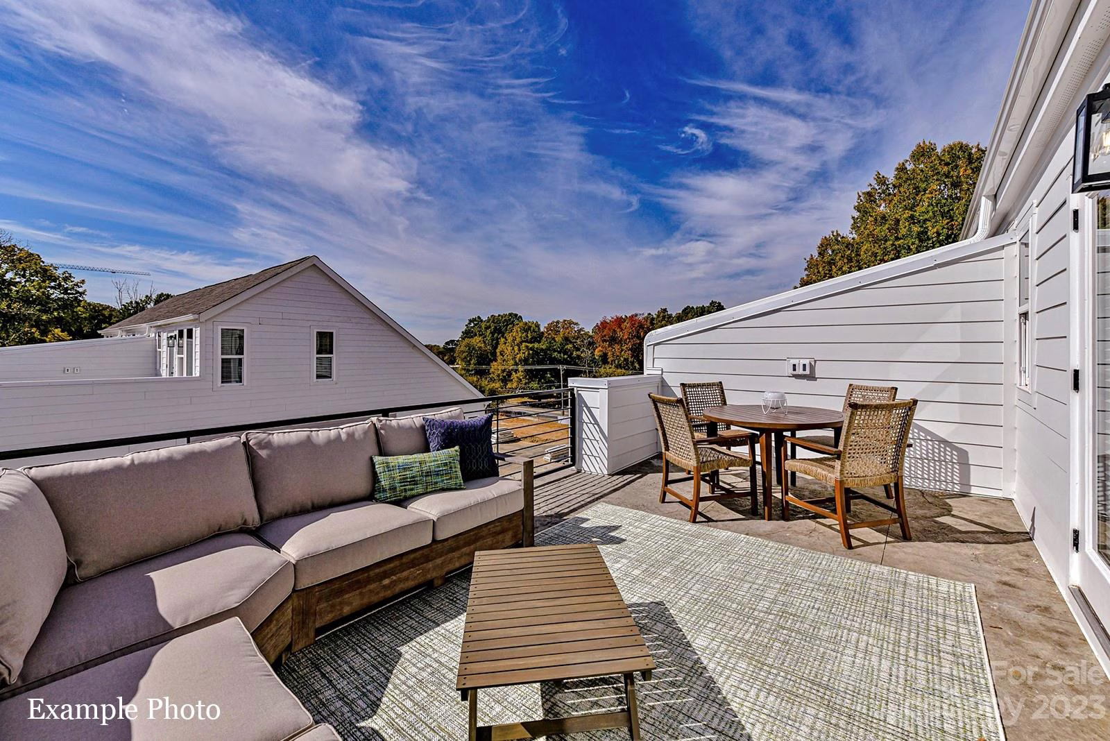 Property image 1 at 330 E Cama Street, Charlotte, NC 28217