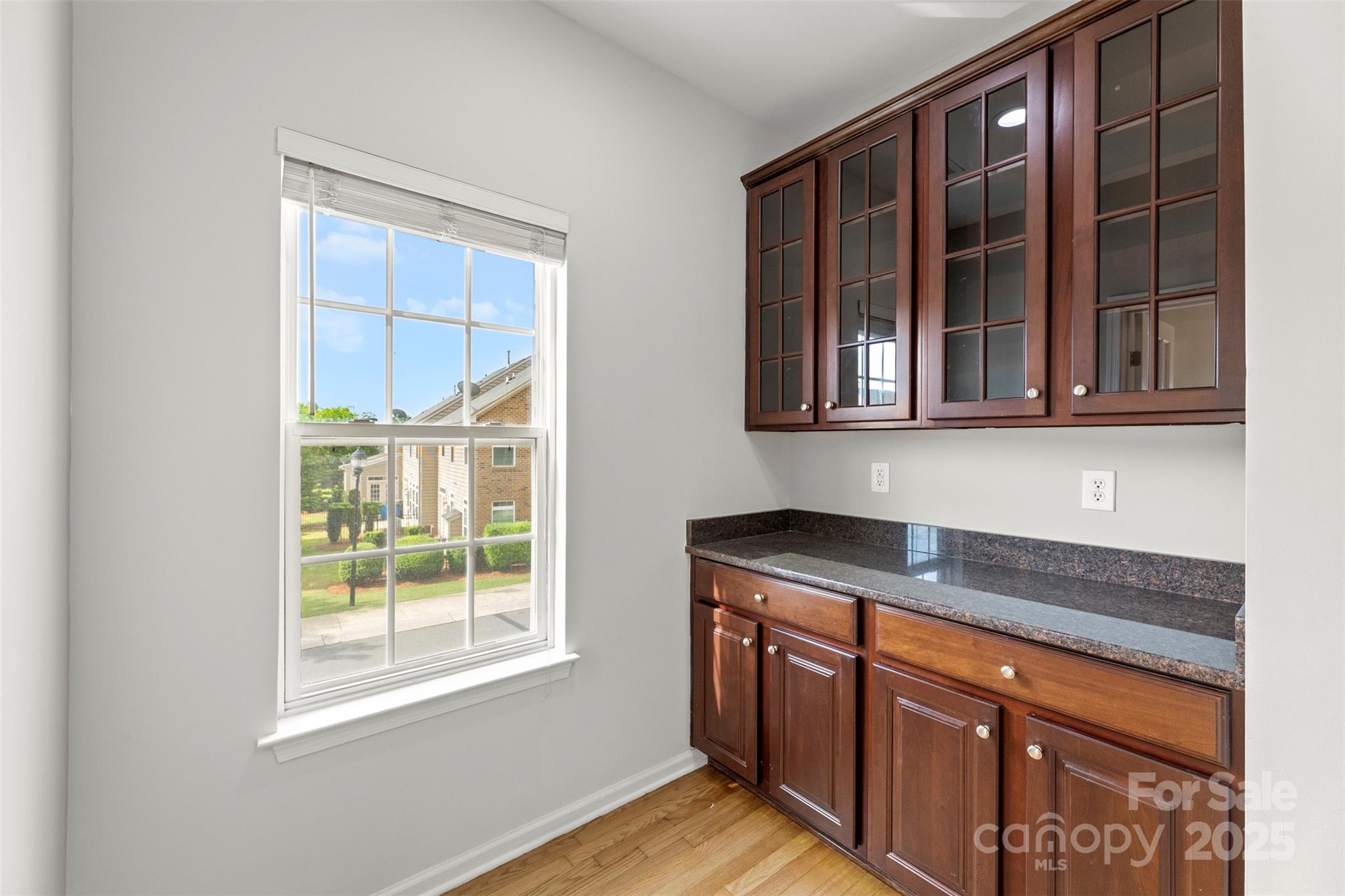 Property image 4 of 2151 Belle Vernon Avenue in Park South Station, Charlotte, NC 28210