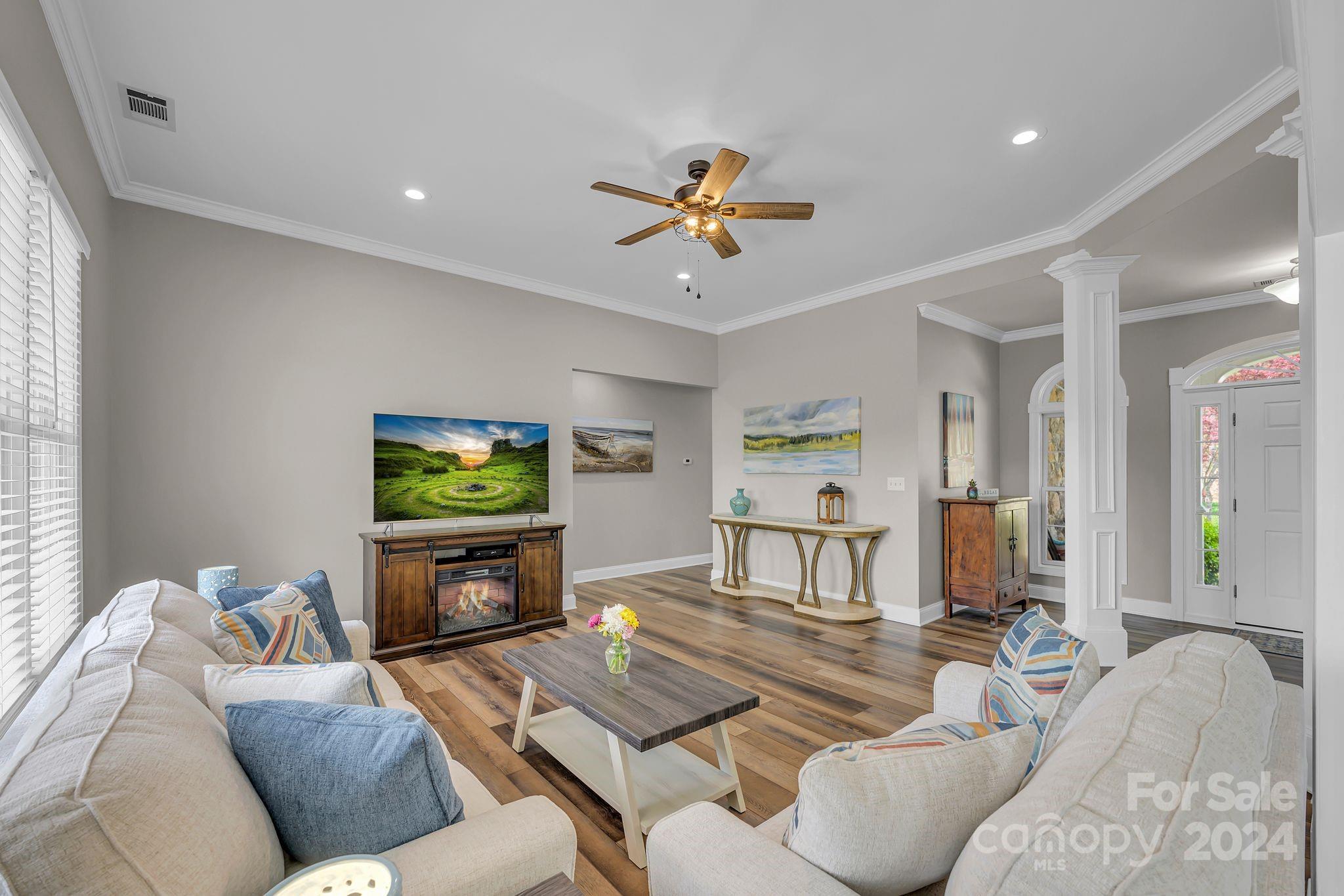 Property image 5 of 8767 Dog Leg Road in Sherwood Shores, Sherrills Ford, NC 28673
