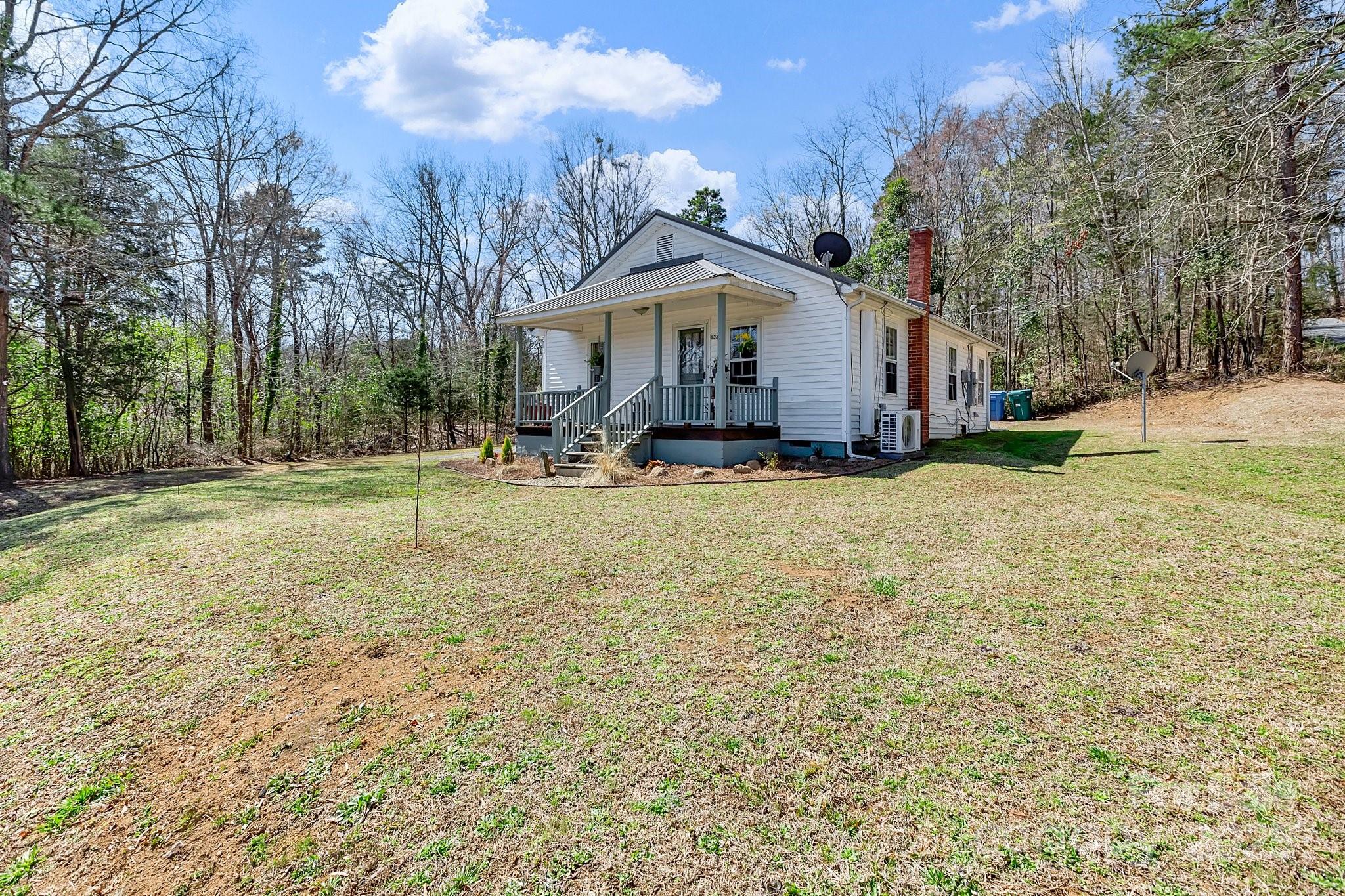 Property image 2 of 1339 Hill Street in Sunset Hills, Albemarle, NC 28001