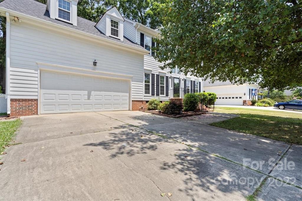 Property image 2 of 2612 Lamp Post Lane in Lantern Green, Kannapolis, NC 28081