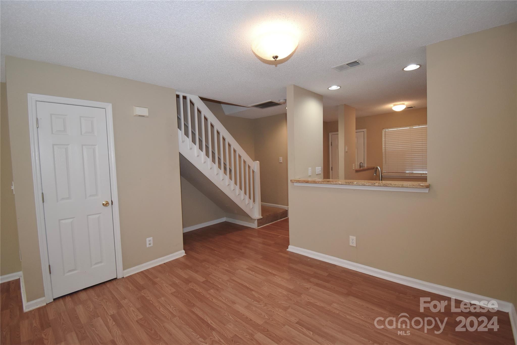 Property image 5 of 9102 Charminster Court in Rossmore, Charlotte, NC 28269