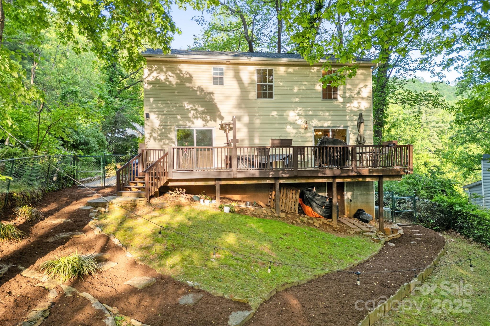 Property image 3 of 48 Mountain Site Lane in Sunset Ridge, Asheville, NC 28803
