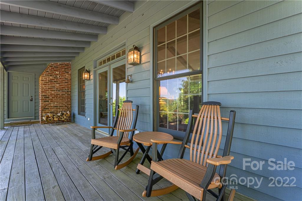 Property image 3 of 78 Queens Way in Apple Mountain, Spruce Pine, NC 28777