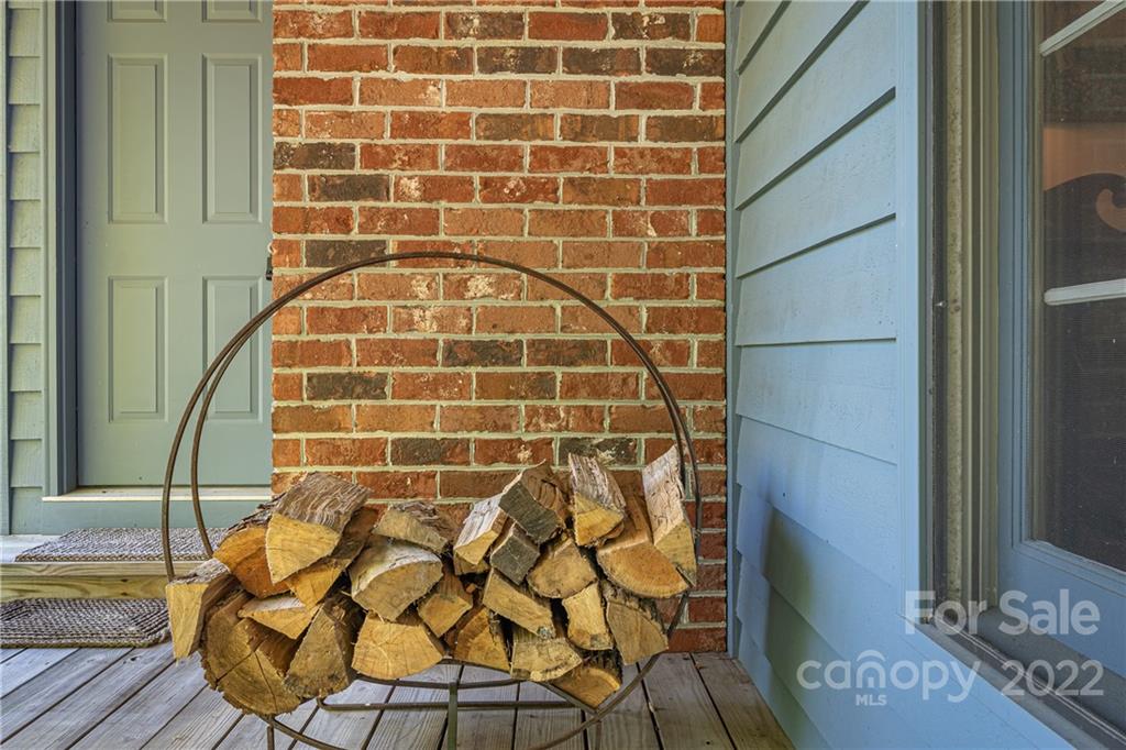 Property image 5 of 78 Queens Way in Apple Mountain, Spruce Pine, NC 28777