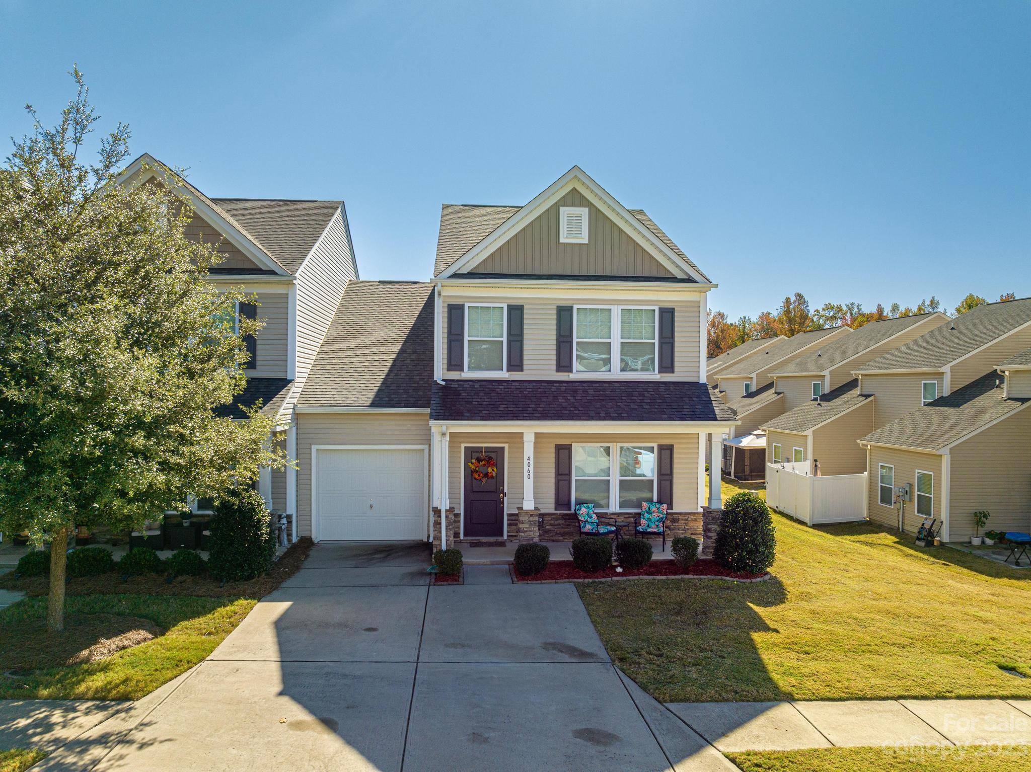 Property image 3 of 4060 Creekstone Trace in Catawba Hills, Gastonia, NC 28056