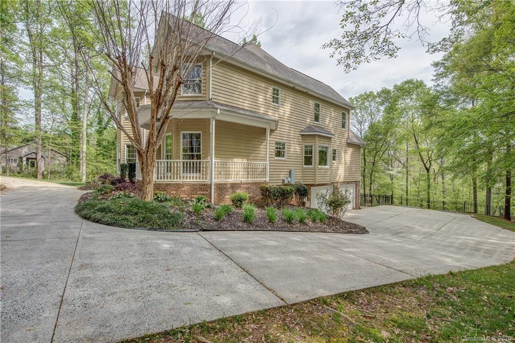 Property image 3 of 2809 Wimbledon Drive in Southampton, Gastonia, NC 28056