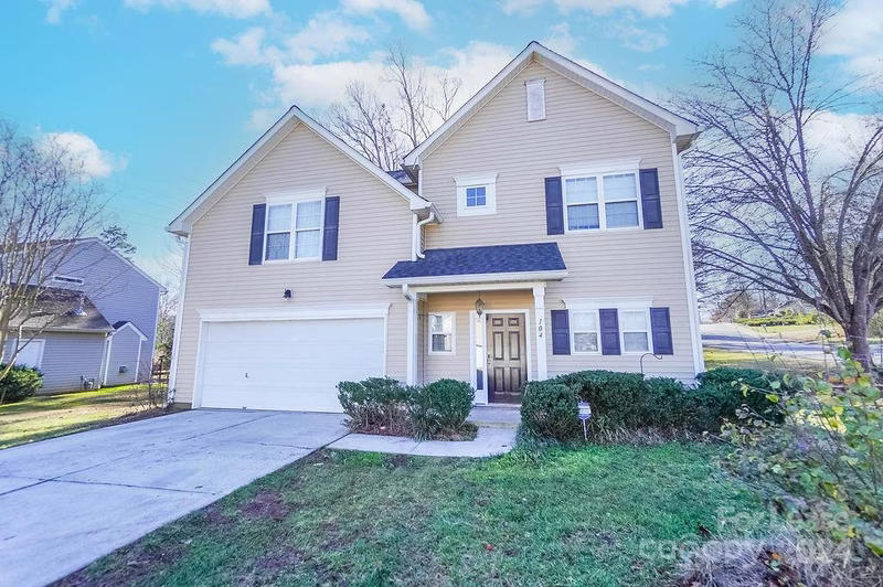 Property image 3 at 104 Hampshire Drive, Mooresville, NC 28115