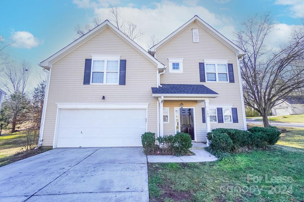 Property image 2 of 104 Hampshire Drive in The Hampshires, Mooresville, NC 28115