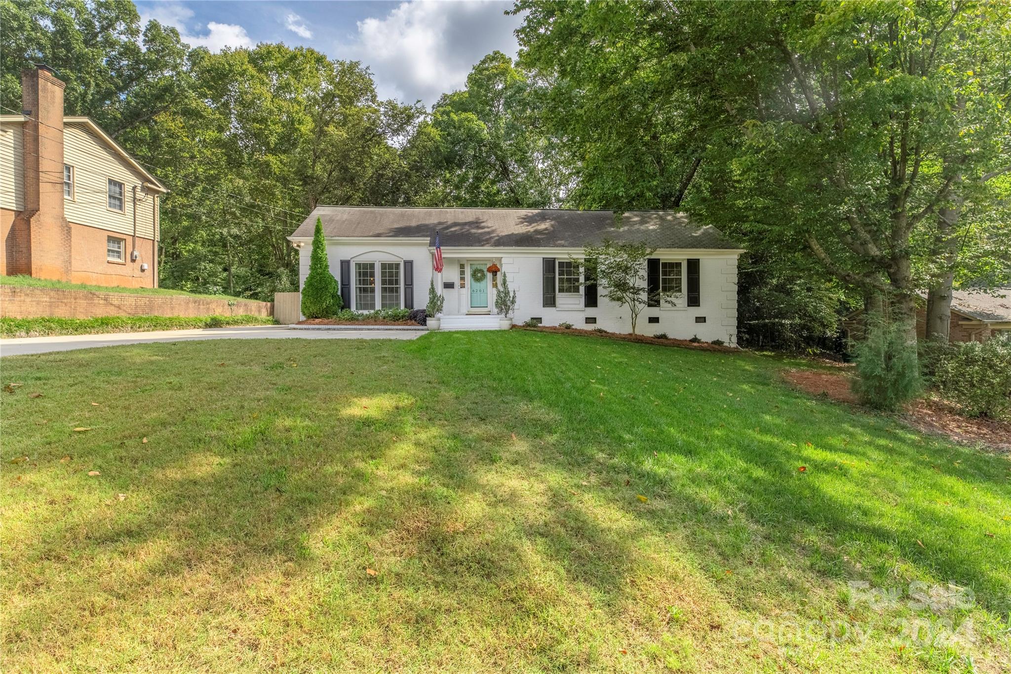 Property image 3 of 6201 Colchester Place in Spring Valley, Charlotte, NC 28210