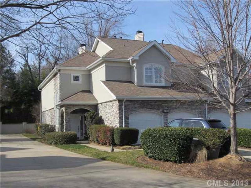 3415 Royal Crest Drive