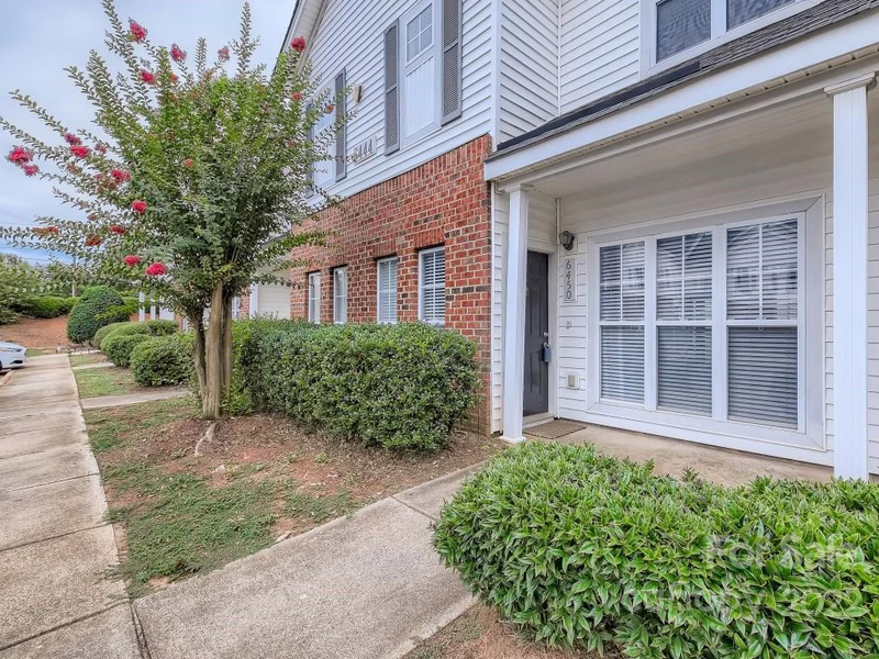 Property image 3 at 6450 Mallard View Lane, Charlotte, NC 28269