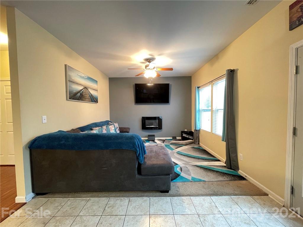 Property image 4 of 1453 Winter Drive in Valleybrook, Statesville, NC 28677
