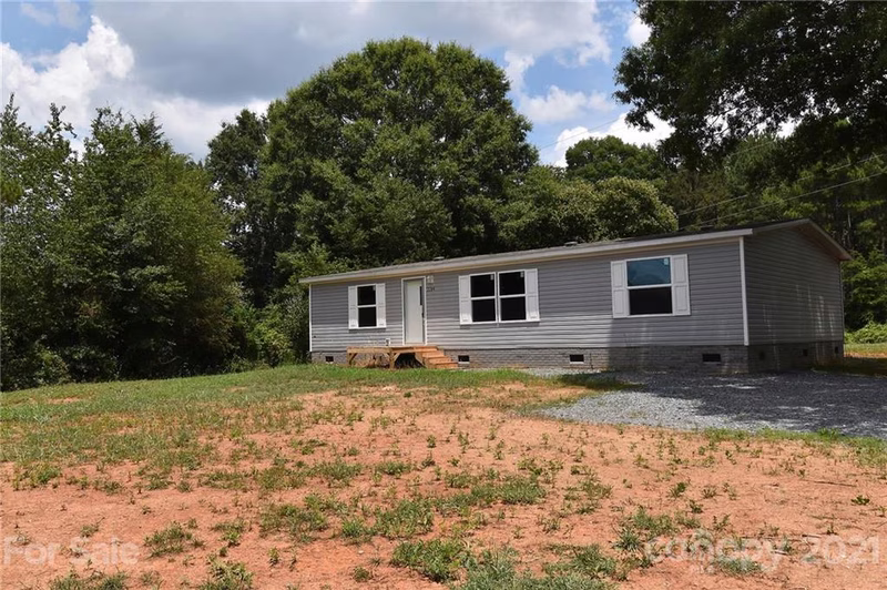 2284 Deerfield Drive