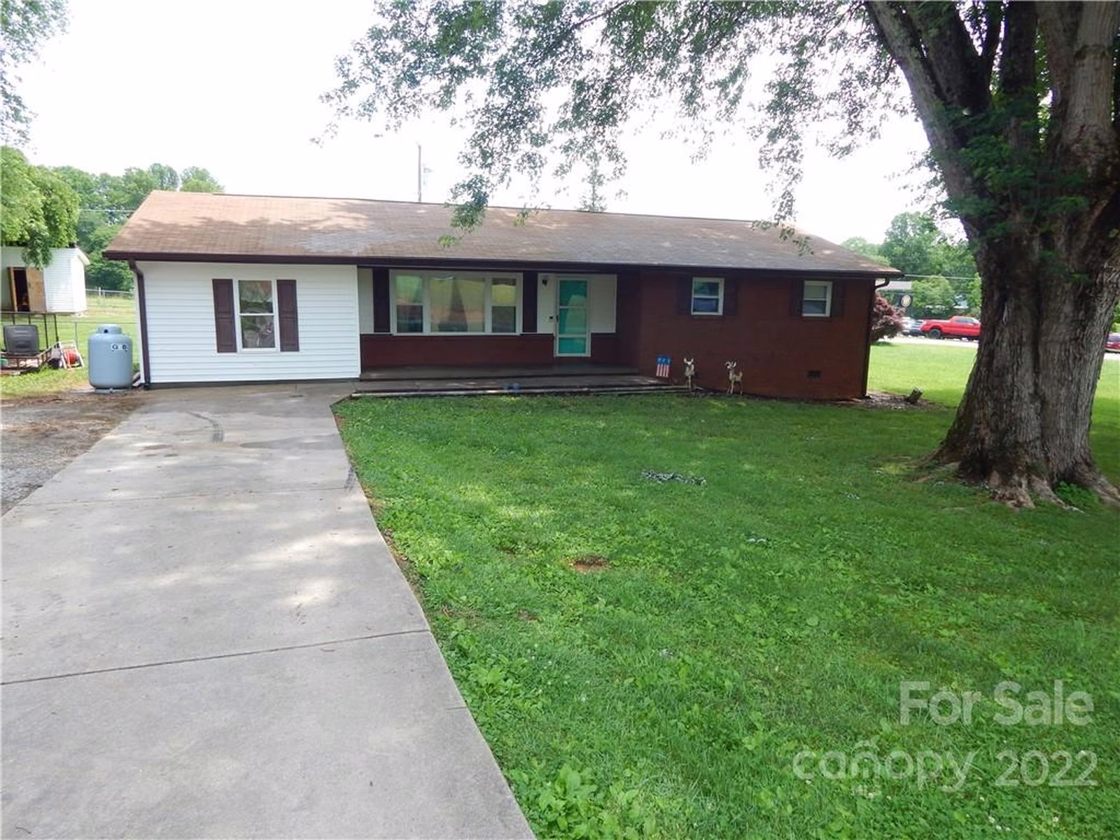 Property image 1 at 74 Cashdon Drive, Mills River, NC 28759