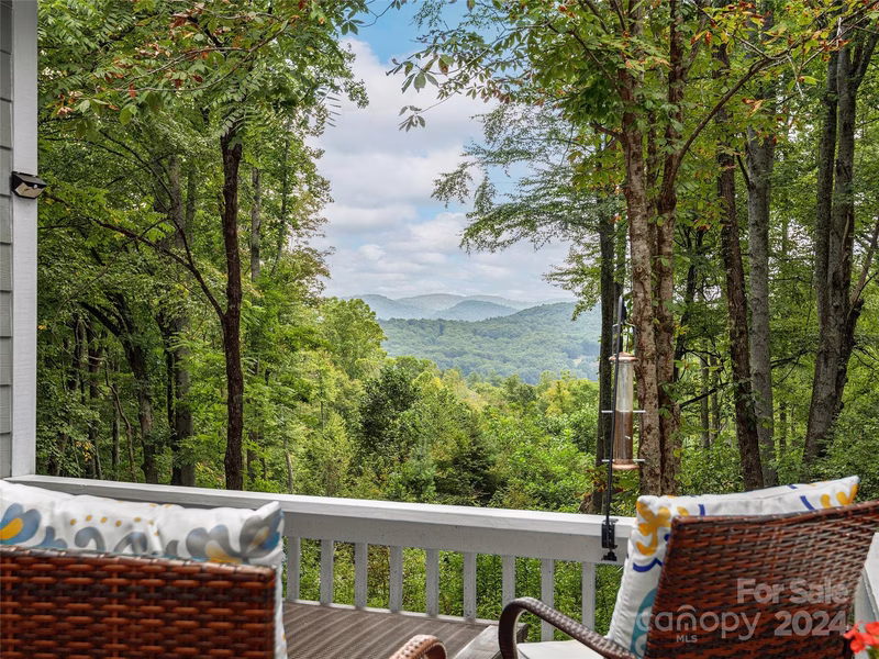 Property image 2 at 198 Poplar Ridge Lane, Burnsville, NC 28714
