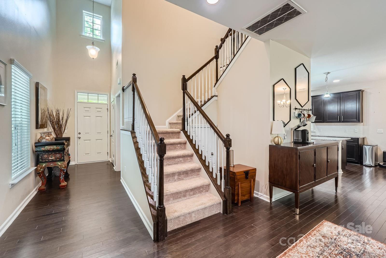 Property image 4 of 5150 Mount Clare Lane in Park South Station, Charlotte, NC 28210
