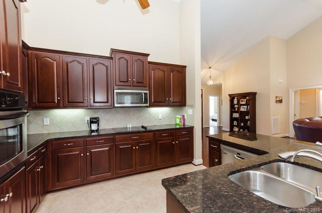 Property image 3 of 2873 Wheatfield Court in Levinwood, Lincolnton, NC 28092