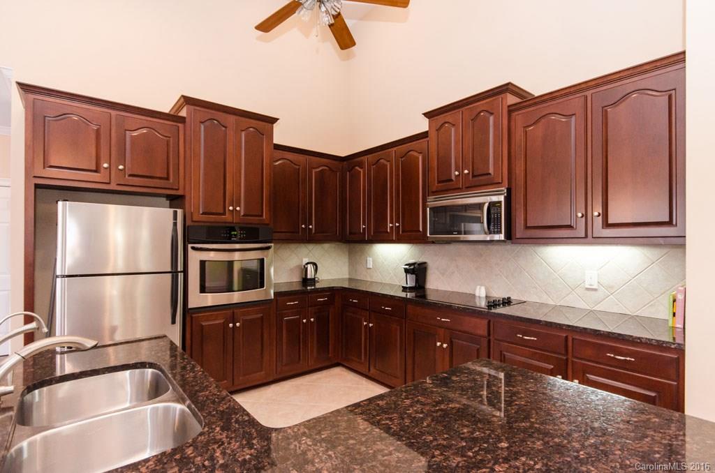 Property image 4 of 2873 Wheatfield Court in Levinwood, Lincolnton, NC 28092