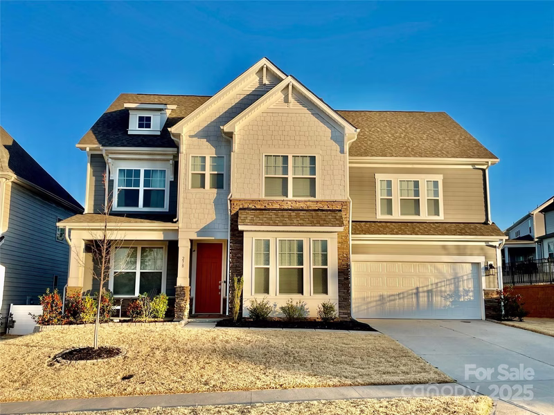 278 W Waterlynn Road