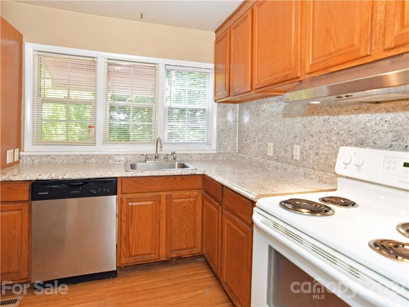 Property image 3 at 378 Westwood Drive, Statesville, NC 28677
