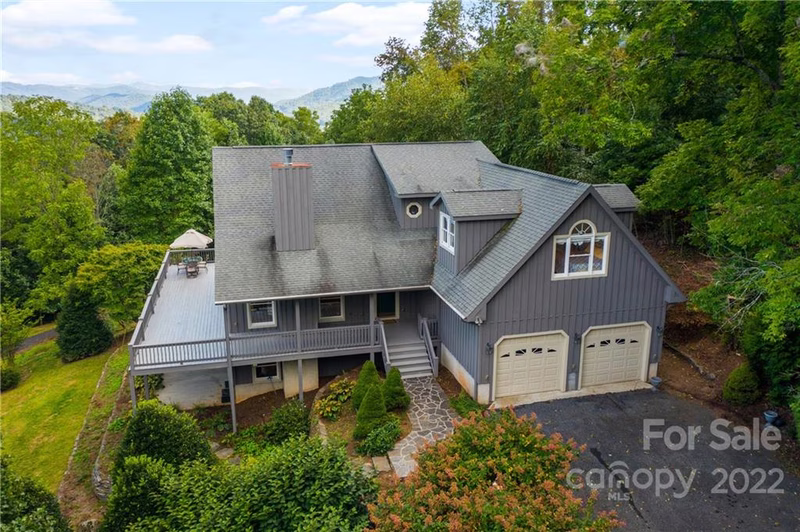Property image 2 at 100 Crestwood Drive, Burnsville, NC 28714