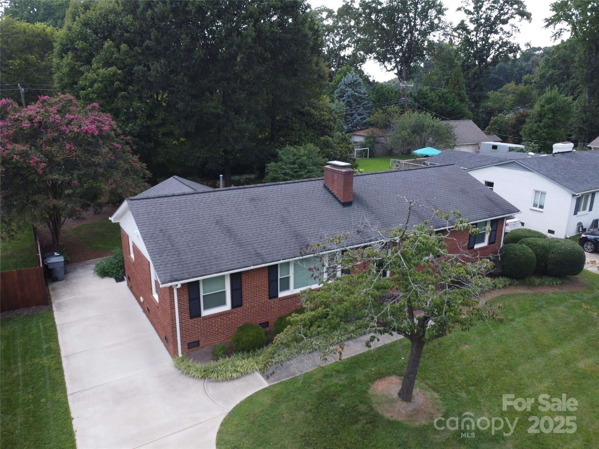 Property image 4 of 5408 Valley Forge Road in Madison Park, Charlotte, NC 28210