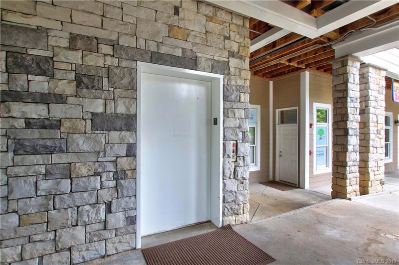 Property image 3 at 637 Williamson Road, Mooresville, NC 28117