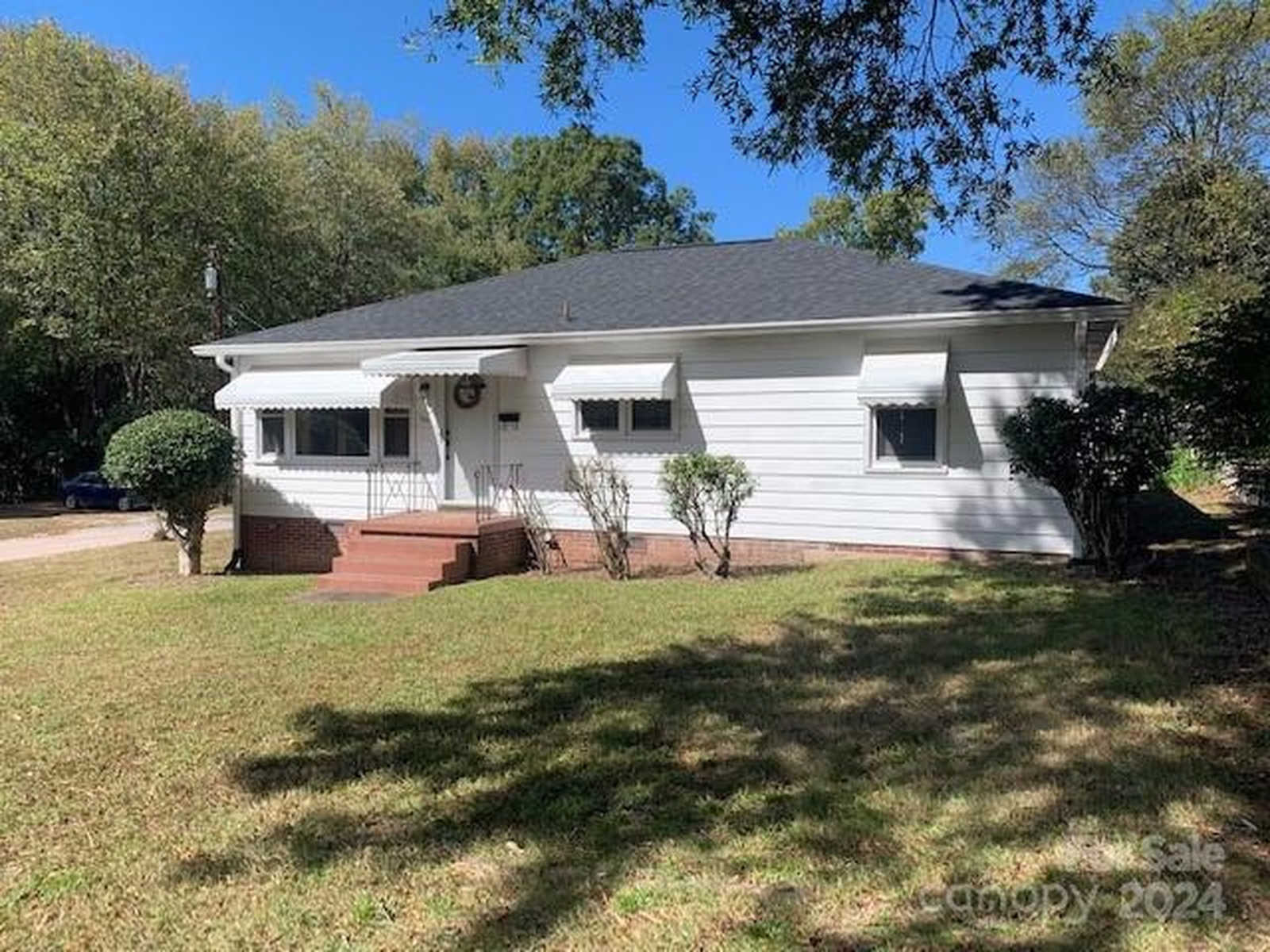 Property image 1 at 1801 Central Drive, Kannapolis, NC 28083