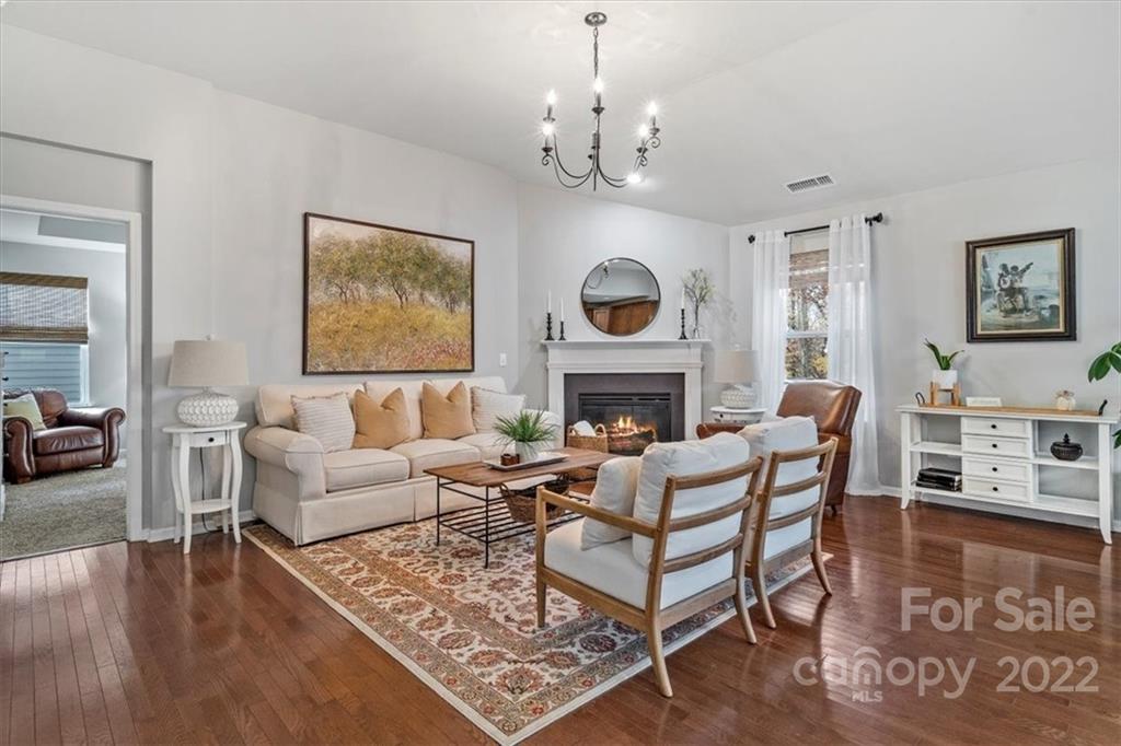 Property image 3 of 1922 Madeira Circle in Tuscany, Waxhaw, NC 28173
