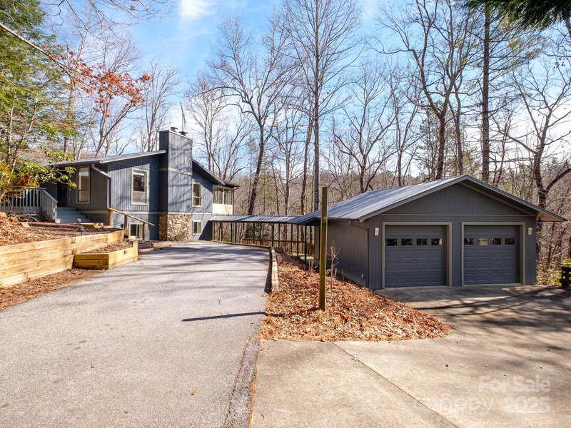 1528 Ugugu Drive