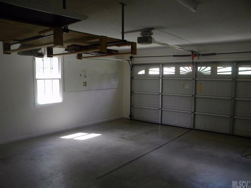 Property image 5 at 1344 Frances Court, Hickory, NC 28602