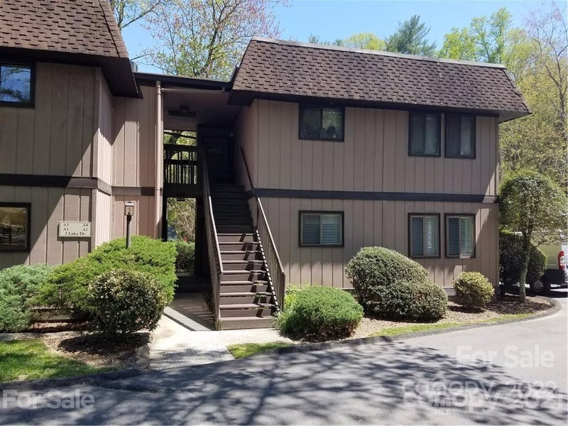 53 Lake Drive