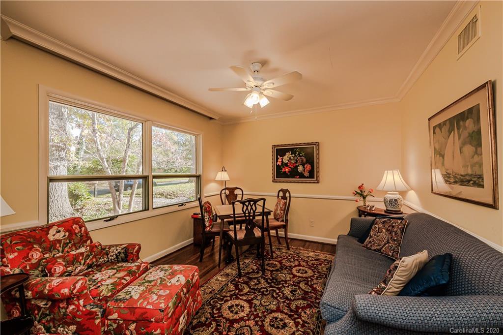 Property image 5 of 3800 Warrington Drive in The Cloisters, Charlotte, NC 28211