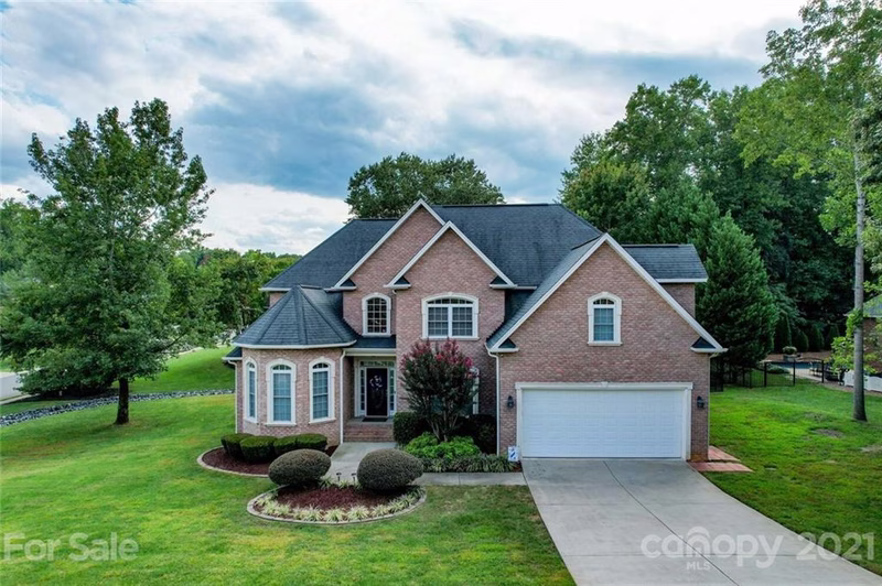 3757 Tea Olive Road