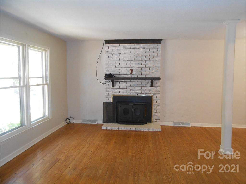Property image 5 of 6617 Old Meadow Road in Timber Creek, Charlotte, NC 28227