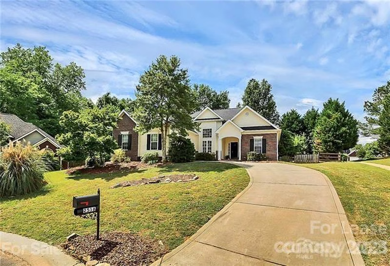 2516 Paperbark Drive