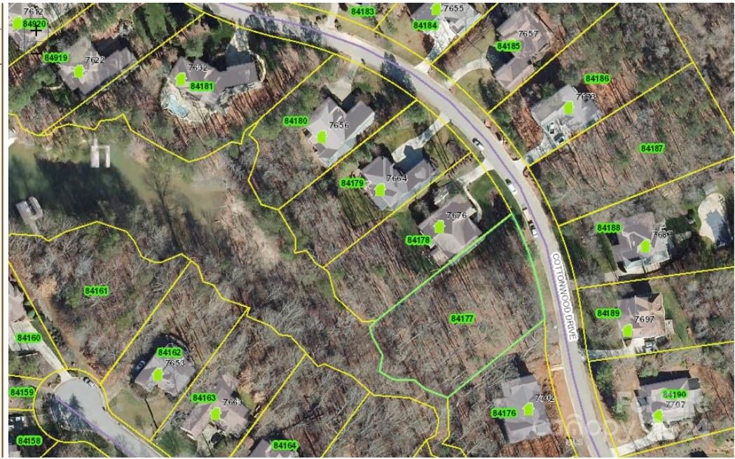 Property image 3 of 30 Cottonwood Drive in Lakewood, Denver, NC 28037