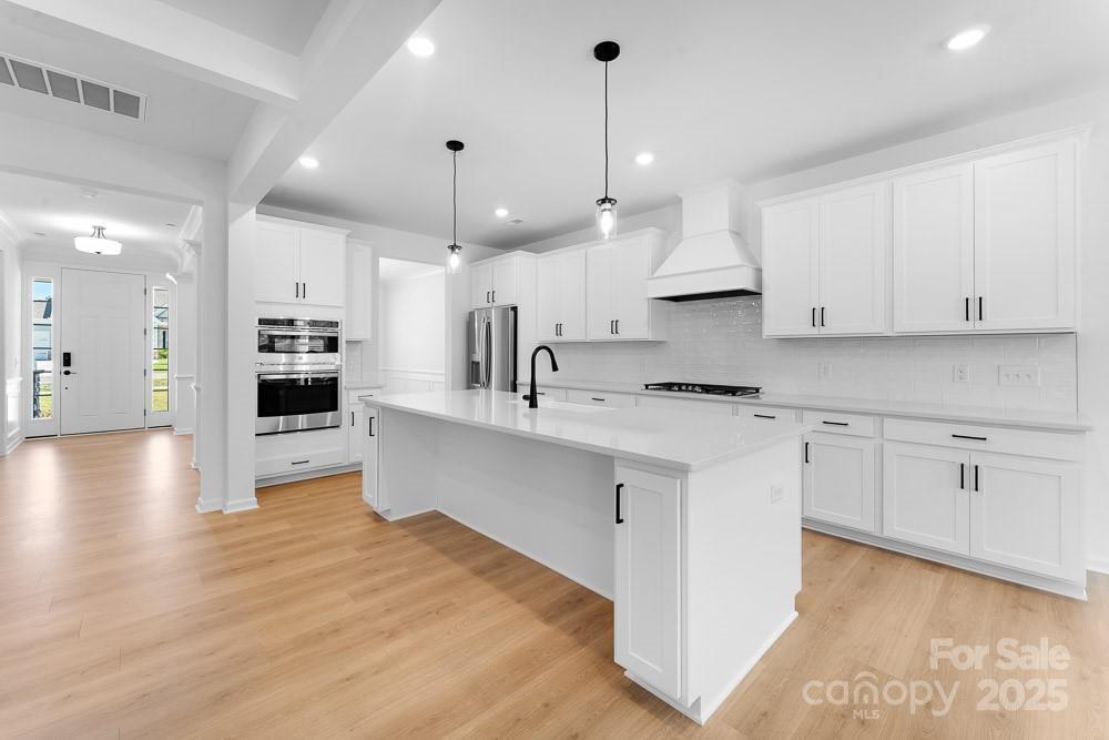 Property image 4 of 5735 Allburn Parkway in Allburn, Concord, NC 28027