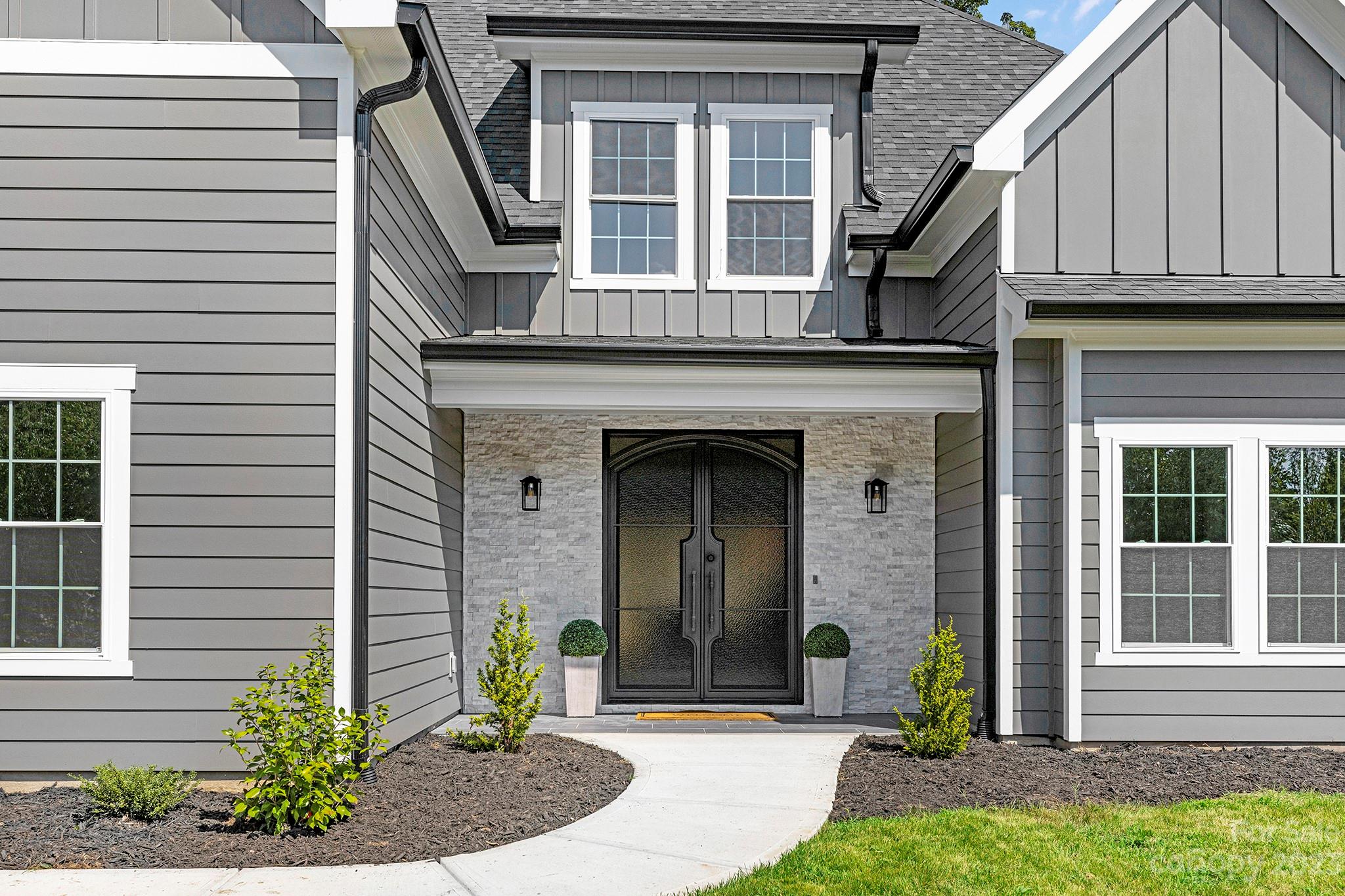 Property image 3 of 5046 Woodwinds Drive in Catawba Springs, Hickory, NC 28601