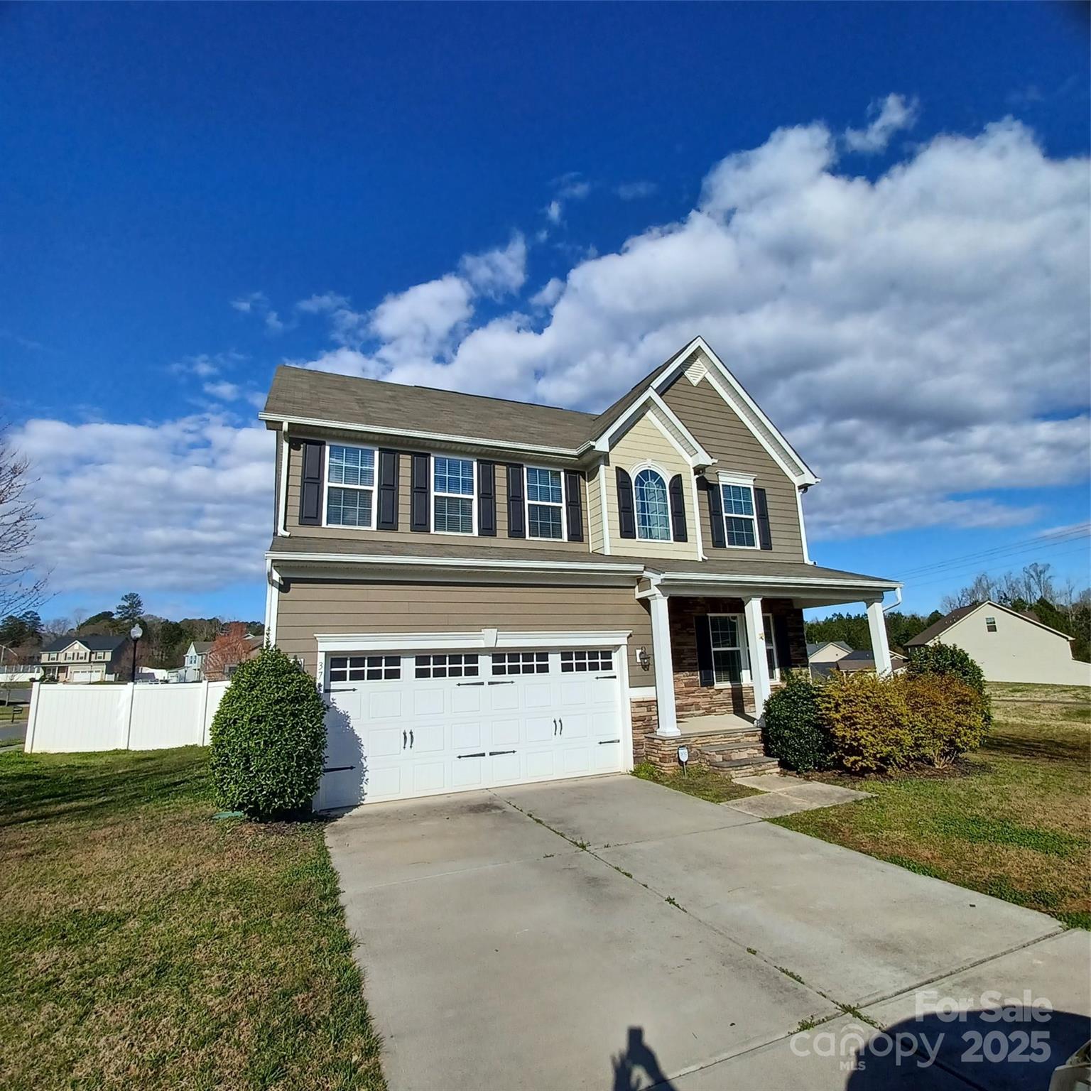 Property image 2 of 3717 English Garden Drive in Rosegate, Gastonia, NC 28056
