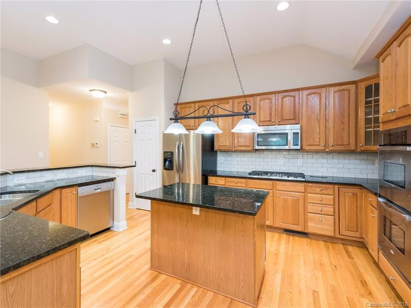 Property image 2 at 3400 Weddington Oaks Drive, Matthews, NC 28104