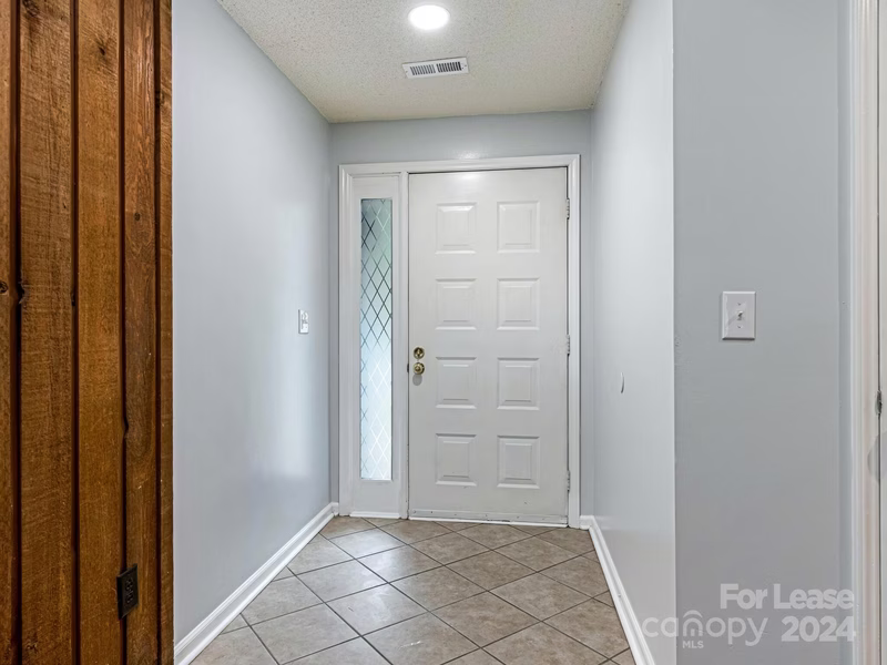 Property image 3 at 7609 King Richard Court, Charlotte, NC 28227