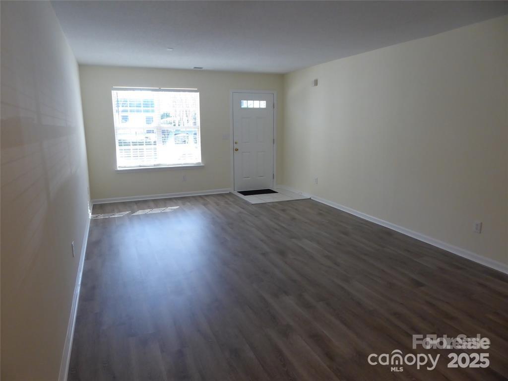 Property image 2 of 8620 Robinson Forest Drive in Tyler Woods, Charlotte, NC 28277